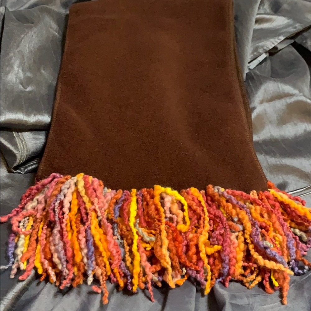 Fun, stylish winter scarf🧣